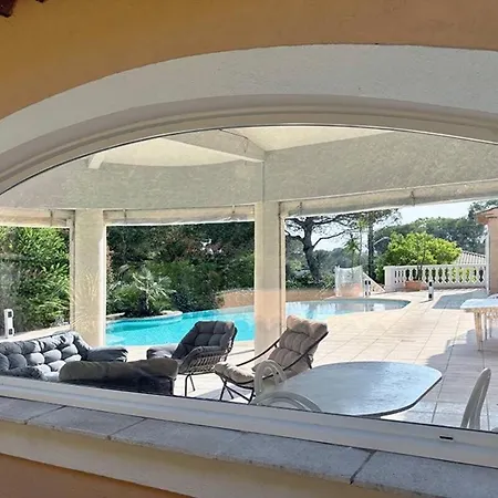 Baccara, Piscine Privee, Plages A Pieds *