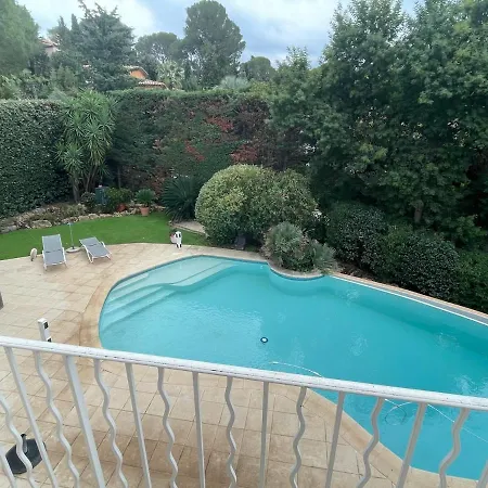 Baccara, Piscine Privée, Plages à Pieds *