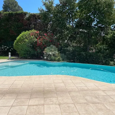 Baccara, Piscine Privee, Plages A Pieds *