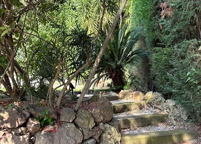 Baccara, Piscine Privée, Plages à Pieds *